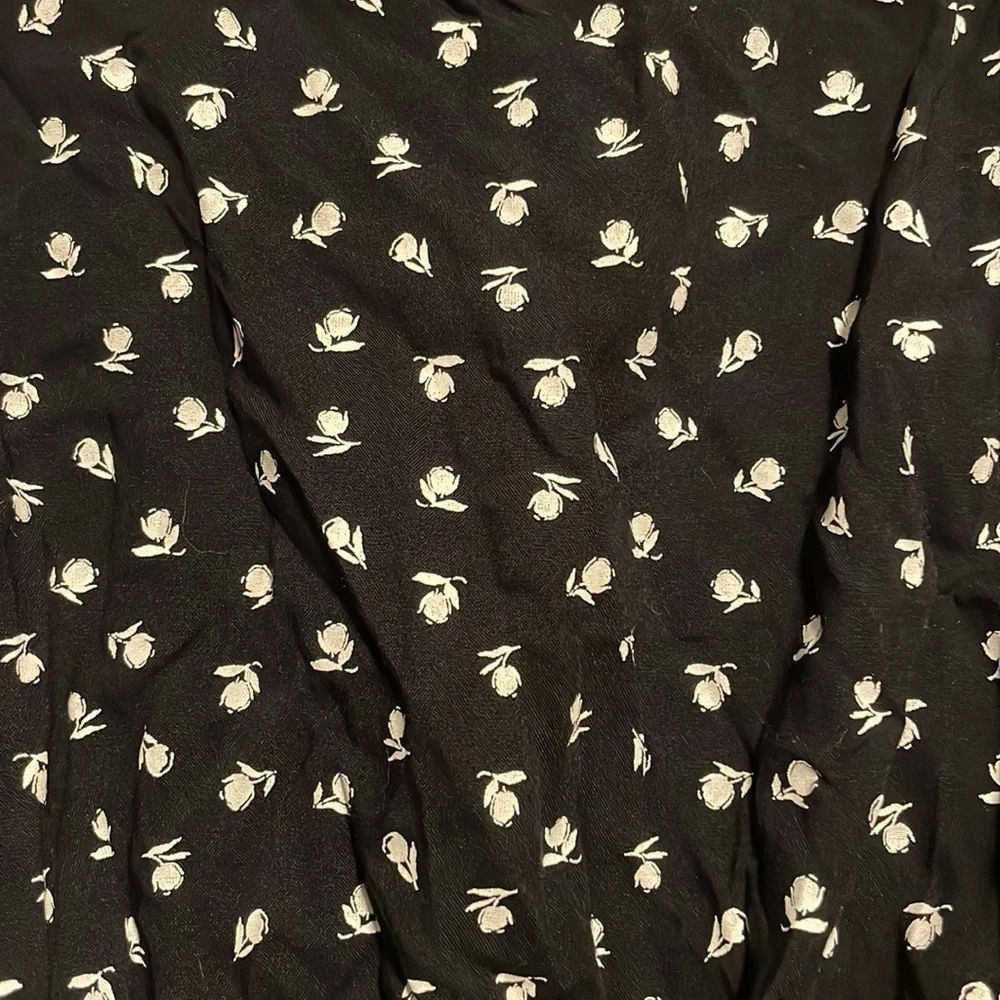 Large Black Dress with Small White Flowers - Picture 2 of 3